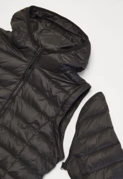 Even&Odd Gewatteerde Jas - Black 25 Even&Odd Gewatteerde Jas - Black -Even and Odd Verkoopwinkel 1534a223cf6d443fbcfd420b6c07cb6b