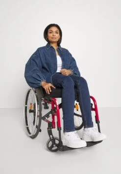 Even&Odd Slim Fit Jeans - Blue Denim 13 Even&Odd Slim Fit Jeans - Blue Denim -Even and Odd Verkoopwinkel 8f92a45031b7469f9592efe5ecb17c52