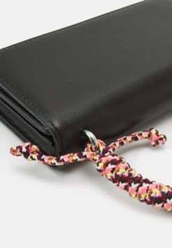 Even&Odd Telefoonhoesje - Black 7 Even&Odd Telefoonhoesje - Black -Even and Odd Verkoopwinkel afdb1c62e7324581b1db61237d7d6ffe