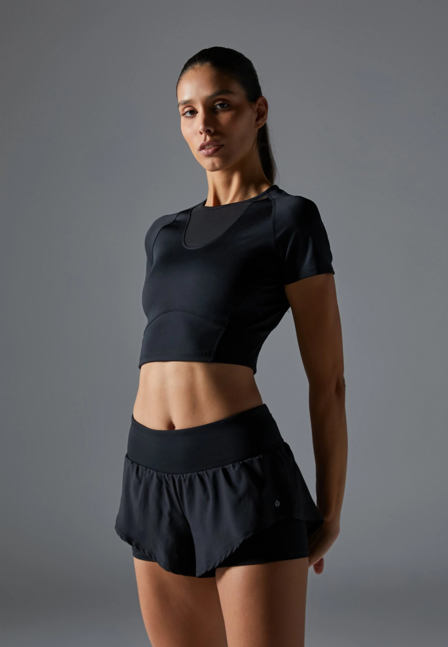 CROPPED SPORTS T SHIRT - T-shirt Basic - Black 1 CROPPED SPORTS T SHIRT - T-shirt Basic - Black