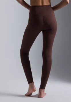 ESSENTIAL FULL LENGTH HIGH RISE LEGGINGS - Tights - Dark Brown 11 ESSENTIAL FULL LENGTH HIGH RISE LEGGINGS - Tights - Dark Brown -Even and Odd Verkoopwinkel eb1bc24c10f74cf08ccf46b7fa219955